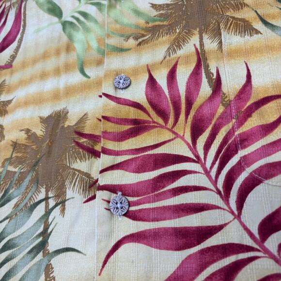 Tommy Bahama‎ Medium Multicolor Short Sleeve Silk Button Down Hawaiian Shirt - Picture 3 of 5